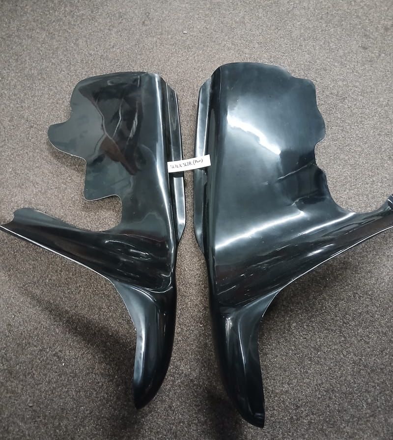 LEGSHIELD & ENGINE COWL L.H & R.H (PAIR)