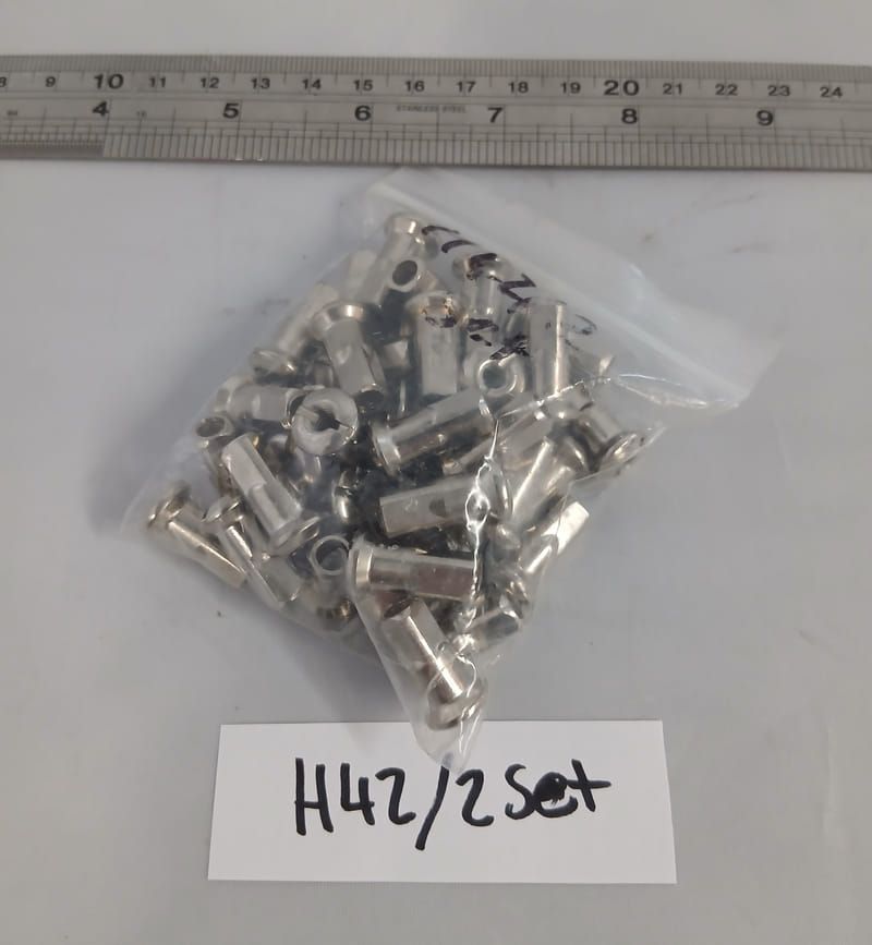 8SWG SPOKE NIPPLE BRASS PLATED (SET 0F 40) 8swg x 300