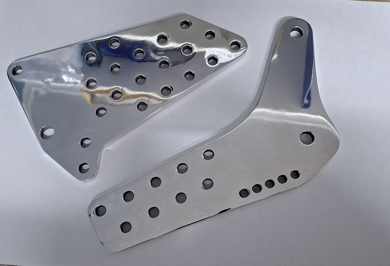 FOOTREST SUPPORT PLATES - ALLOY BLACK LIGHTNING PAIR L.H/R.H