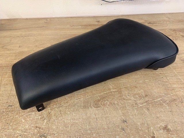 SEAT DUAL BLACK LIGHTING